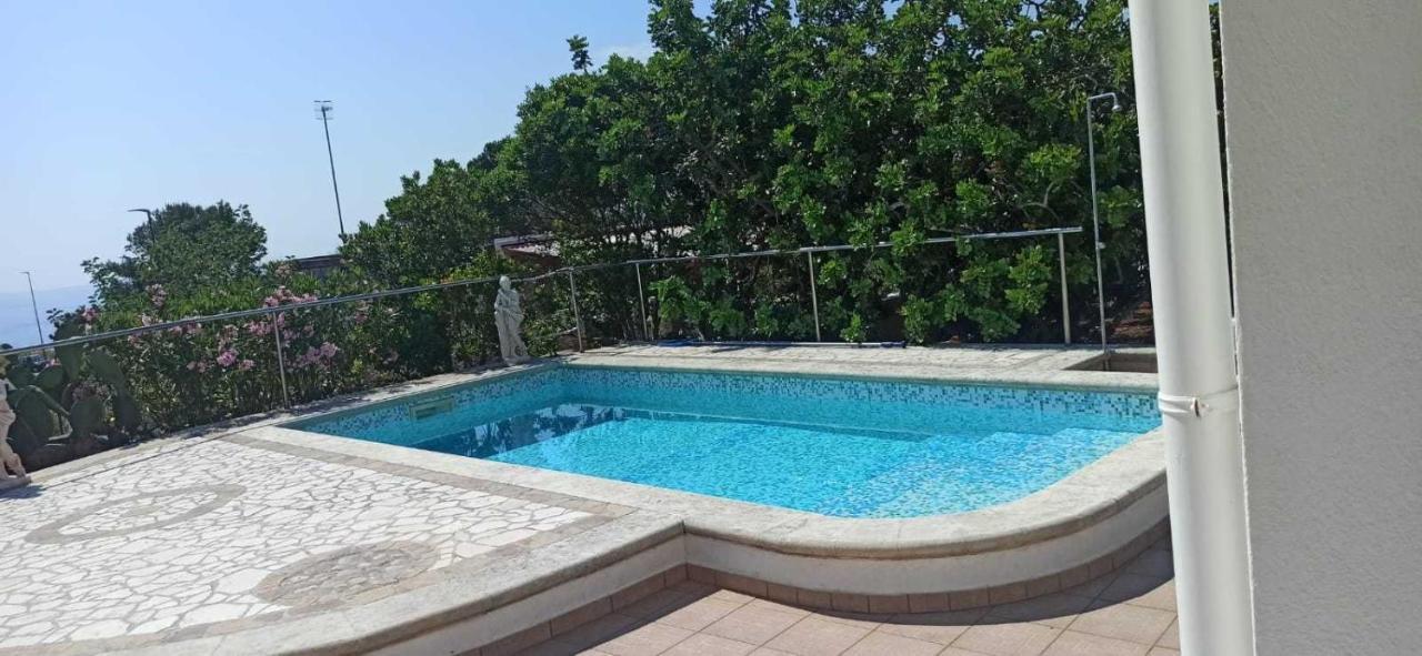 Villetta Guardiano Del Faro Con Piscina Santa Maria di Leuca Exterior photo